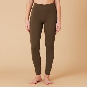 Passport Women's Khaki Leggings Size 12